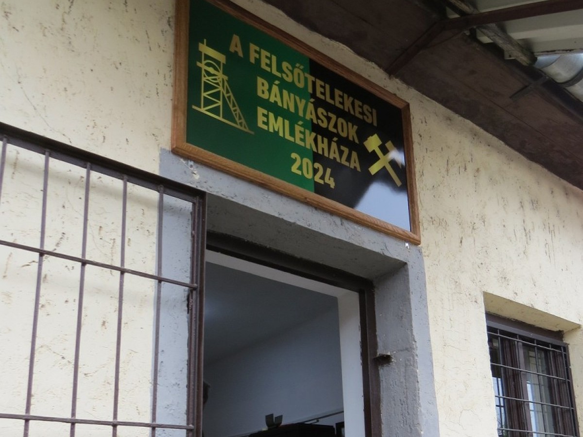 Bányász Emlékház avató